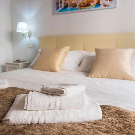 Trevi Domus Avignonesi Apartment Roma Ngoại thất bức ảnh
