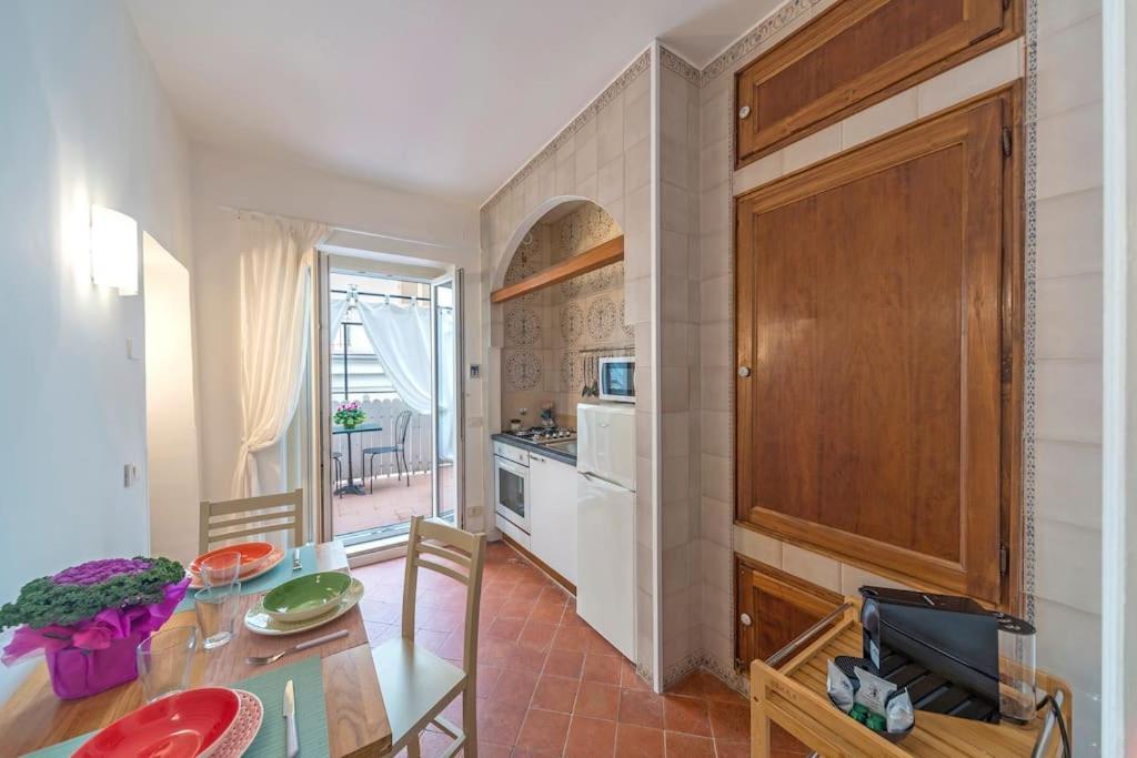 Trevi Domus Avignonesi Apartment Roma Ngoại thất bức ảnh